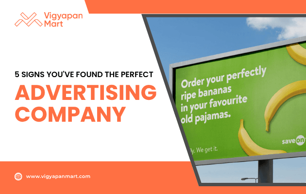 Outdoor billboard ad with text “Order your perfectly ripe bananas in your favourite old pajamas” featuring banana graphics. On the left, Vigyapan Mart branding with headline “5 Signs You’ve Found the Perfect Advertising Company” and website www.vigyapanmart.com
