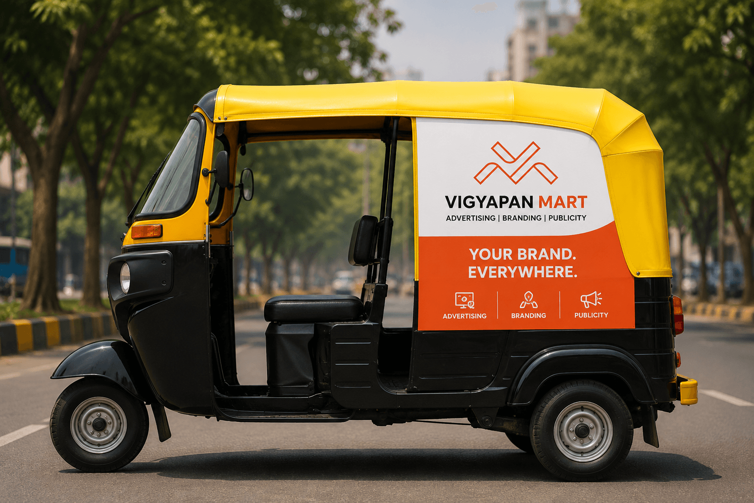 Auto rickshaw marketing showcasing hyper-local OOH  advertisement targeting local customers with Vigyapan Mart advertising solutions 
