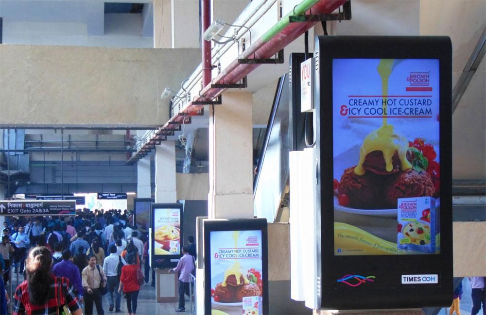 smart e-rickshaw DOOH advertising digital screen transit marketing India