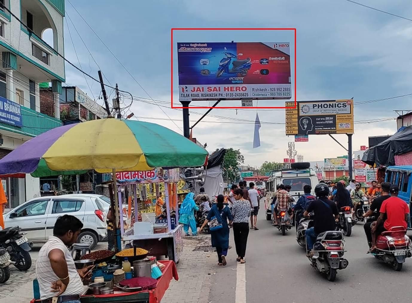 Shared transit OOH advertising by Vigyapan Mart using e-scooters and bike ads for hyperlocal branding in urban cities